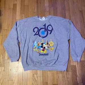 2019 Disneyland sweatshirt